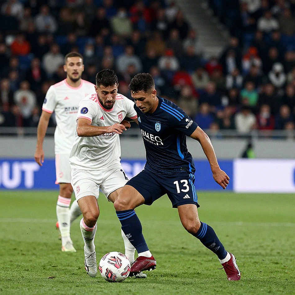 Hà Nội – Sông Lam Nghệ An: Áp lực của Kewell không đo bằng tỷ số